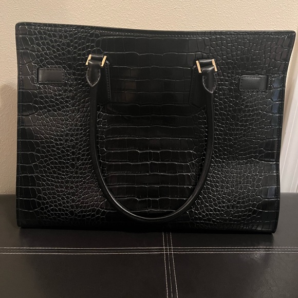 Michael Kors Large handbag - Picture 2 of 4